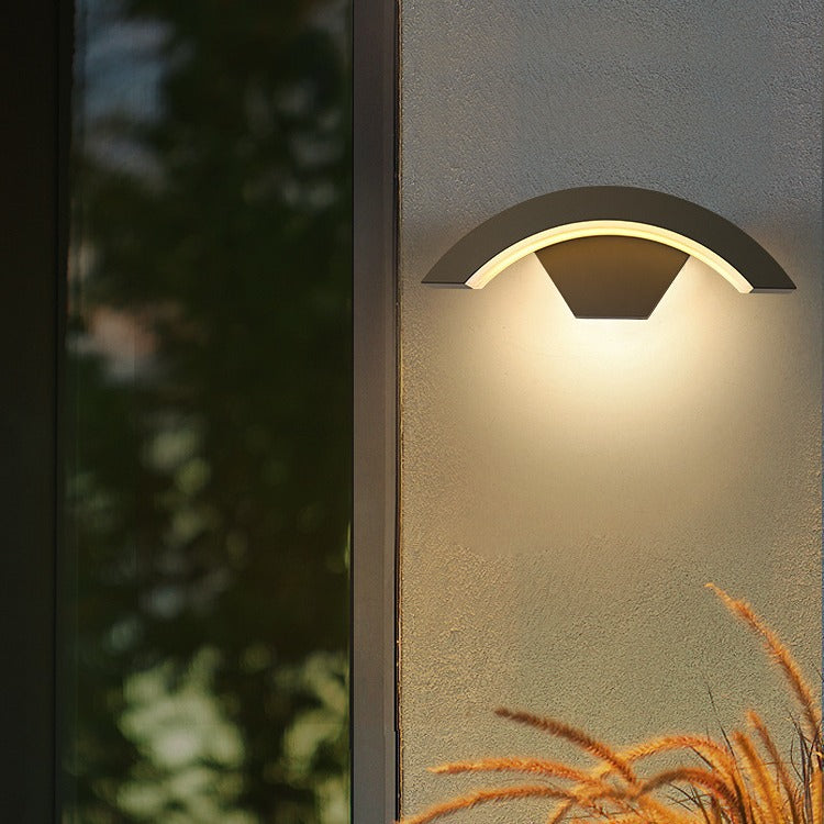 Modern Outdoor Wall Light | IP65 Waterproof LED Fixture | Wildoxy