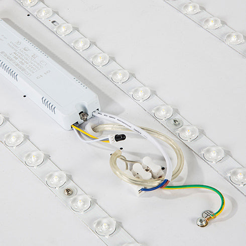 Abstrakt skandinavisk LED-plafond — varmvitt ljus