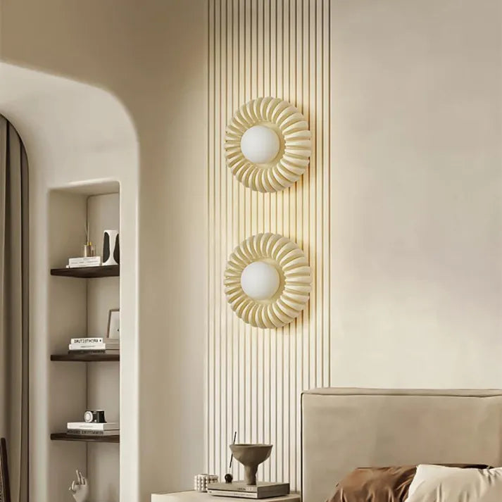 Lyra Resin Wall Lamp — Ambient Glow, Sculptural Silhouette