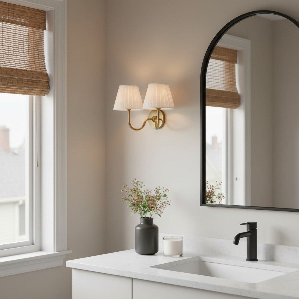 Wandlamp met geplooide lampenkap – rustieke lamp van metaal & linnen