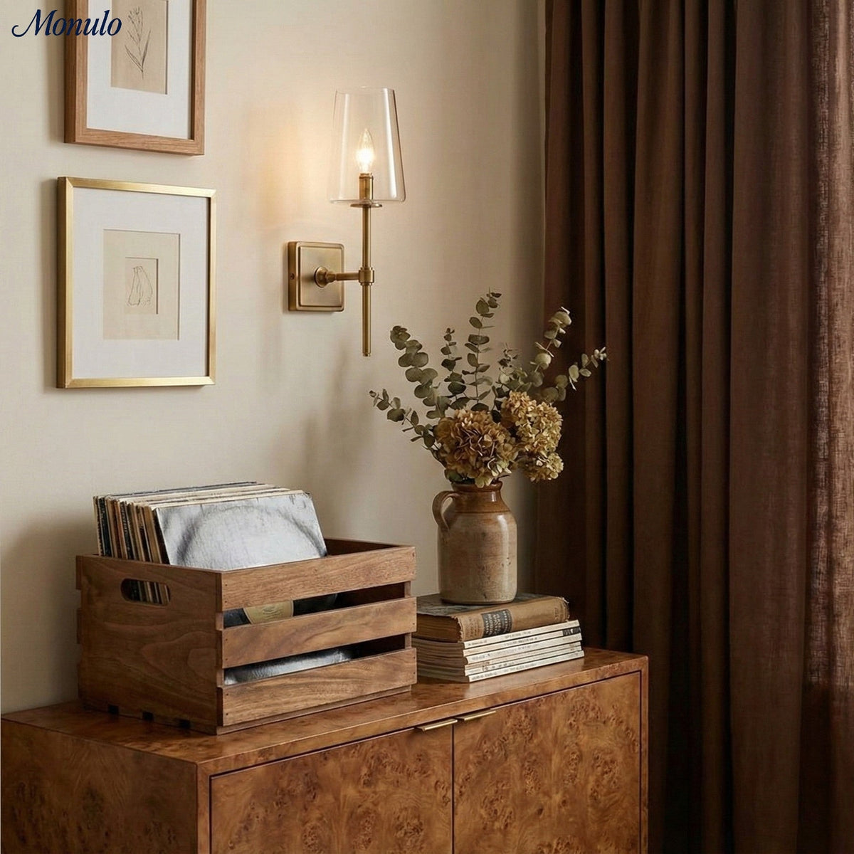 Wandlamp van helder glas — configuratie van één tot drie lampen