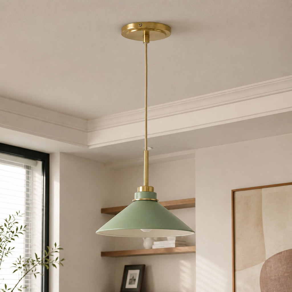 Kegelförmige Pendelleuchte — dimmbarer Landhausstil