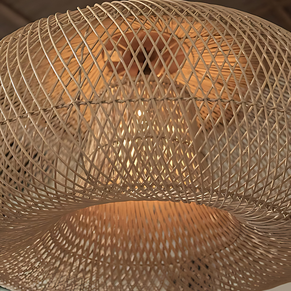 Lampă suspendată din ratan, lucrată manual - decor Japandi boho