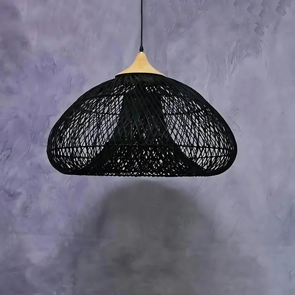Lampă suspendată din ratan, lucrată manual - decor Japandi boho