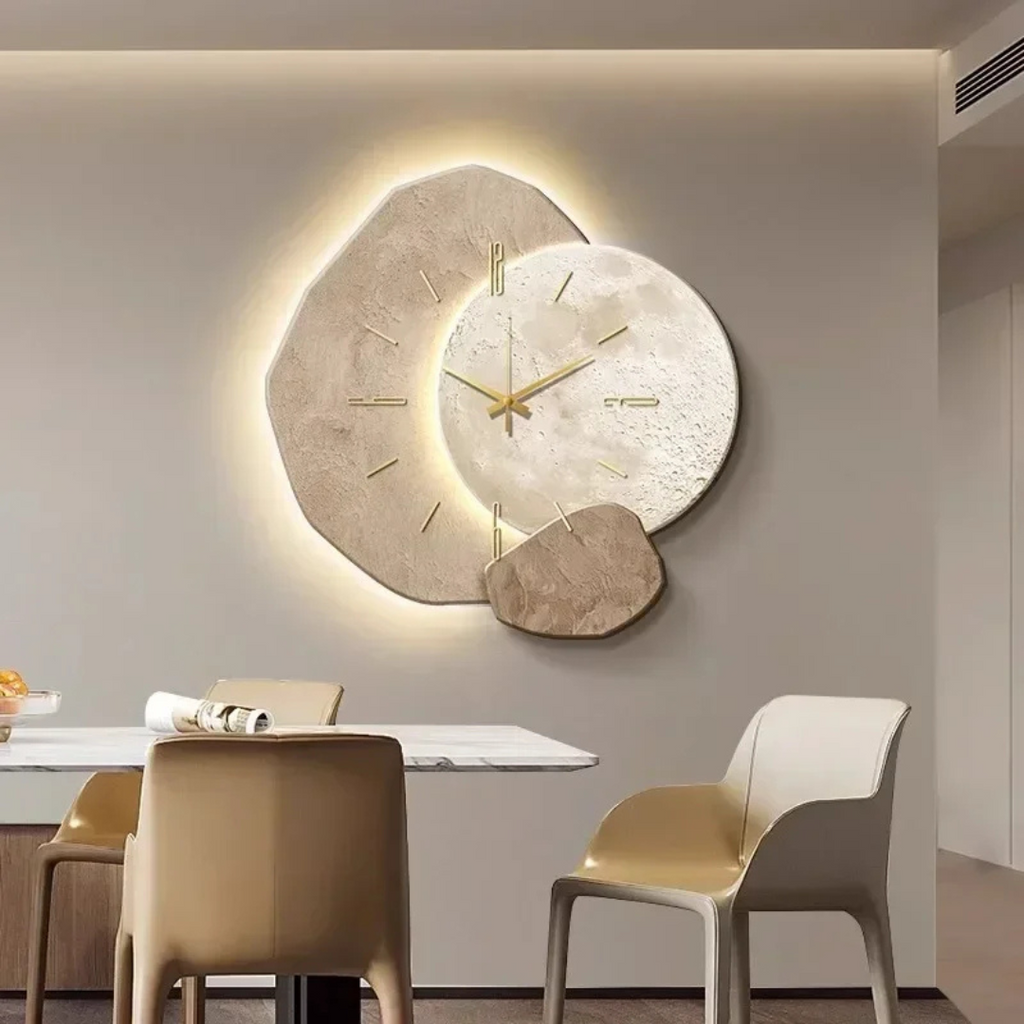 Ljudlös träväggklocka — LED-belysning, kvartsverk