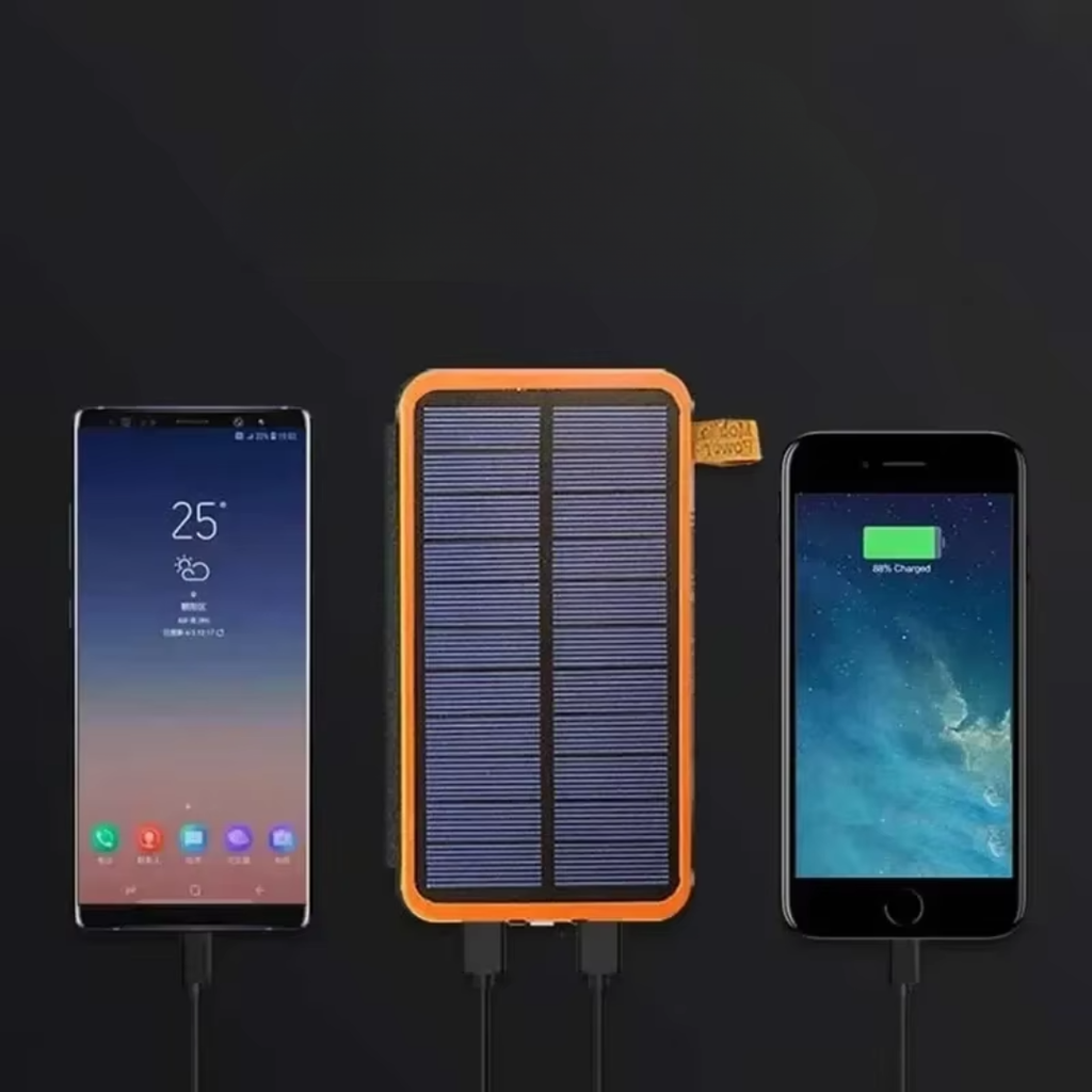 מטען סולארי קשיח בקיבולת ‏200000mAh — פנס LED מובנה