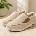 Diabetikerschuhe mit weiter Passform zum Hineinschlüpfen — Einlegesohle aus Memory-Schaum