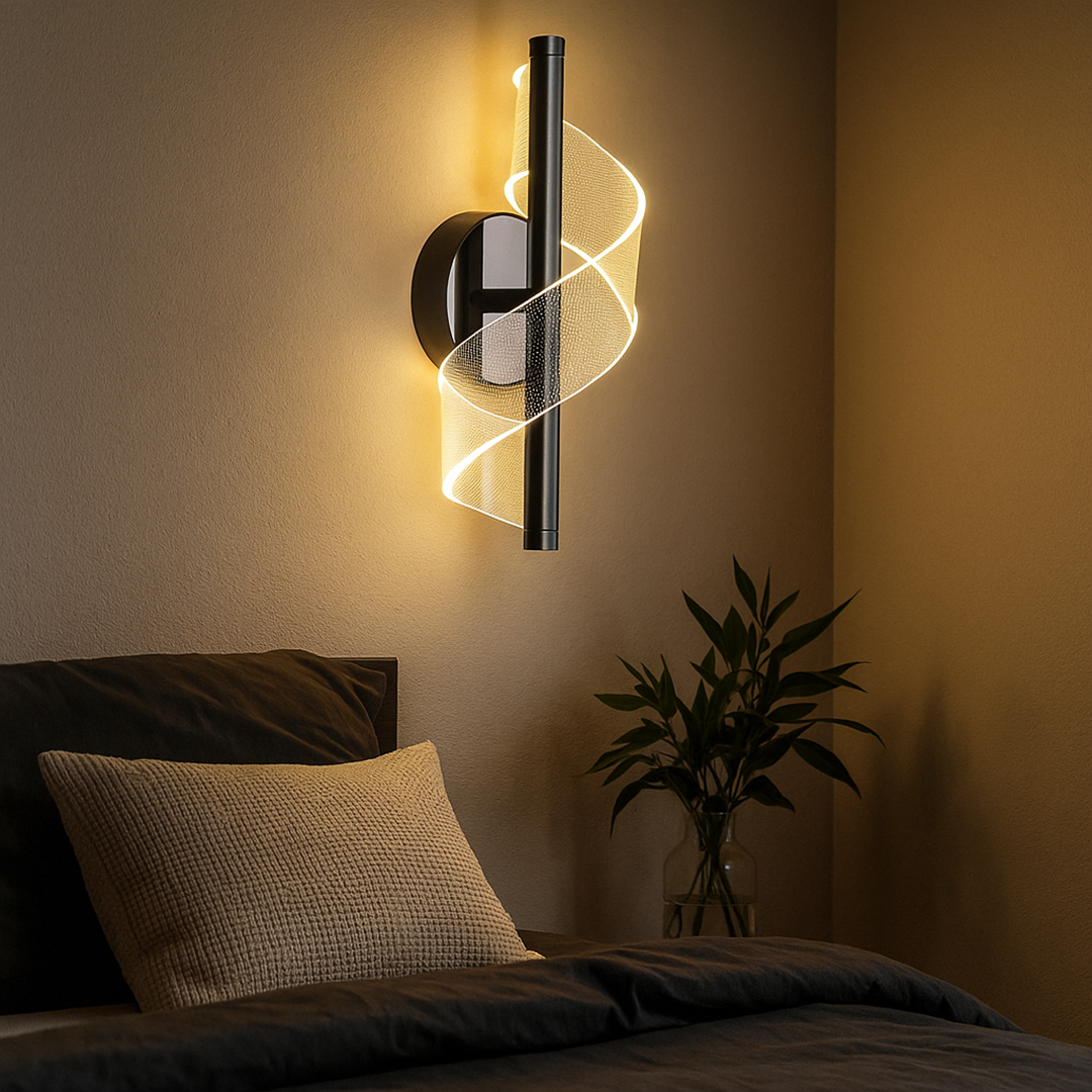 Lampă de perete LED spiralată - metal negru, difuzor acrilic