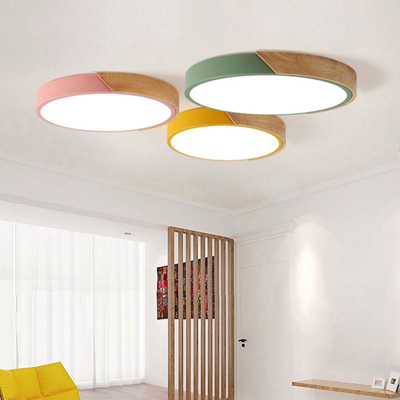Moderne runde LED-Deckenleuchte aus Acryl — 7 Farben, 4 Größen