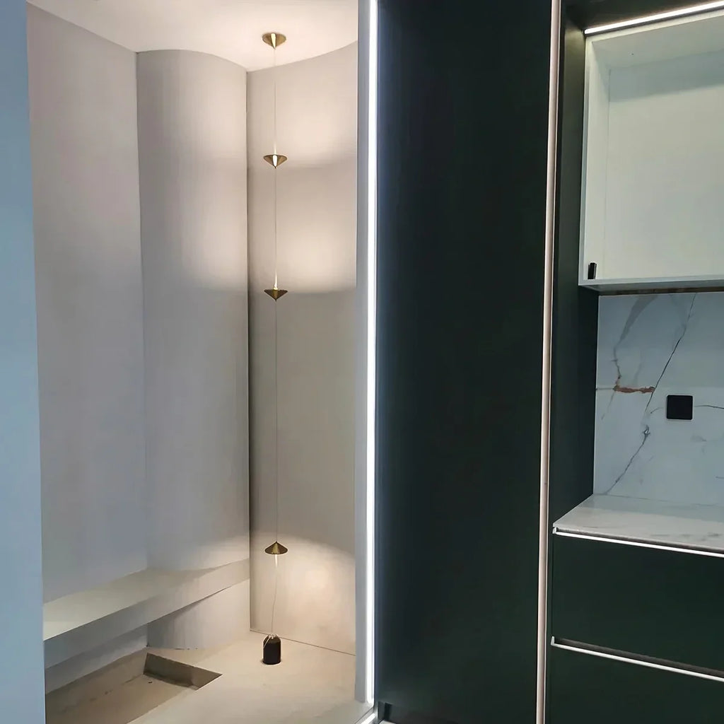 Ledlamp van vloer tot plafond — 4 lichtpunten, 2.5–3.2 m