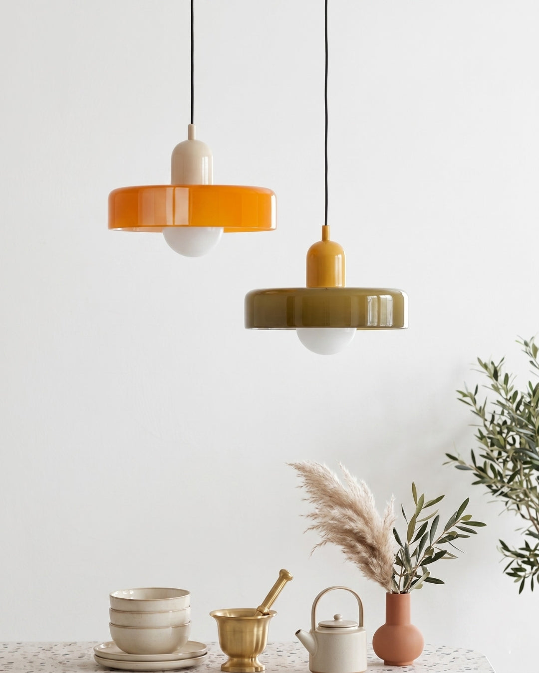 Skandinavisk pendellampa i glas, frostad skärm på 19–35 cm