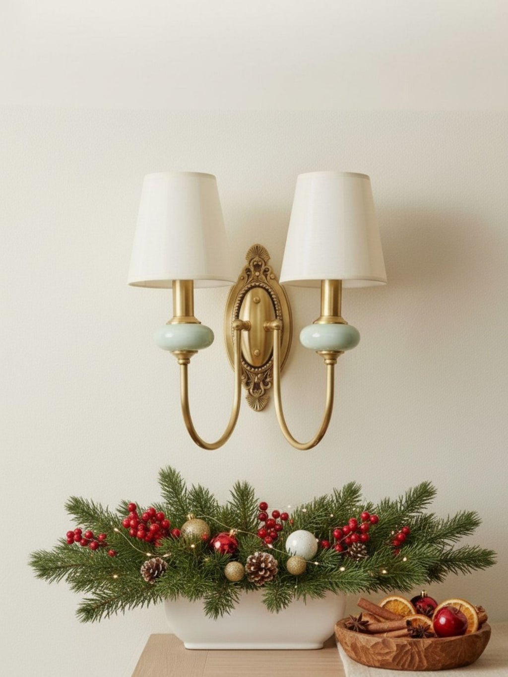 Keramische wandlamp met stoffen kap, 1 of 2 E27-lampen