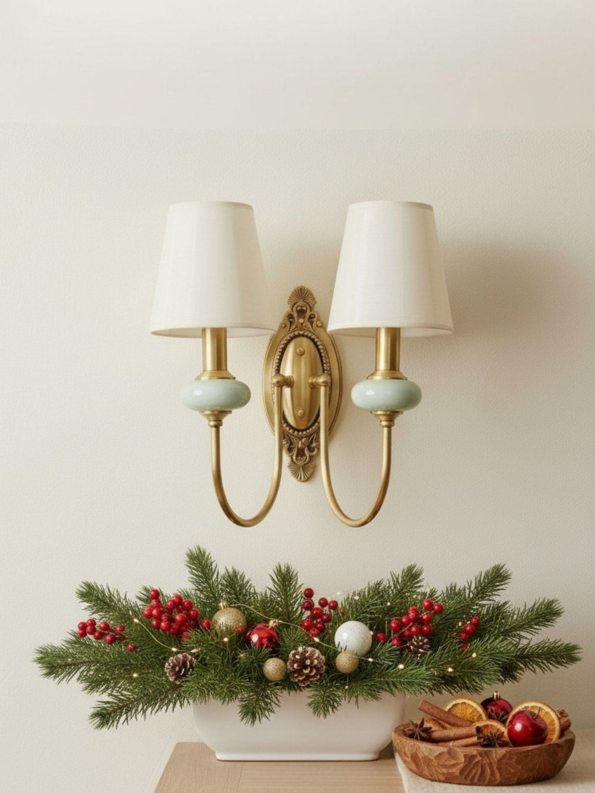 Keramische wandlamp met stoffen kap, 1 of 2 E27-lampen