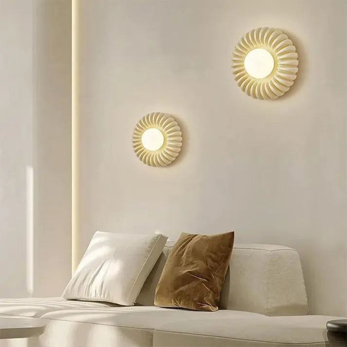Lyra Resin Wall Lamp — Ambient Glow, Sculptural Silhouette