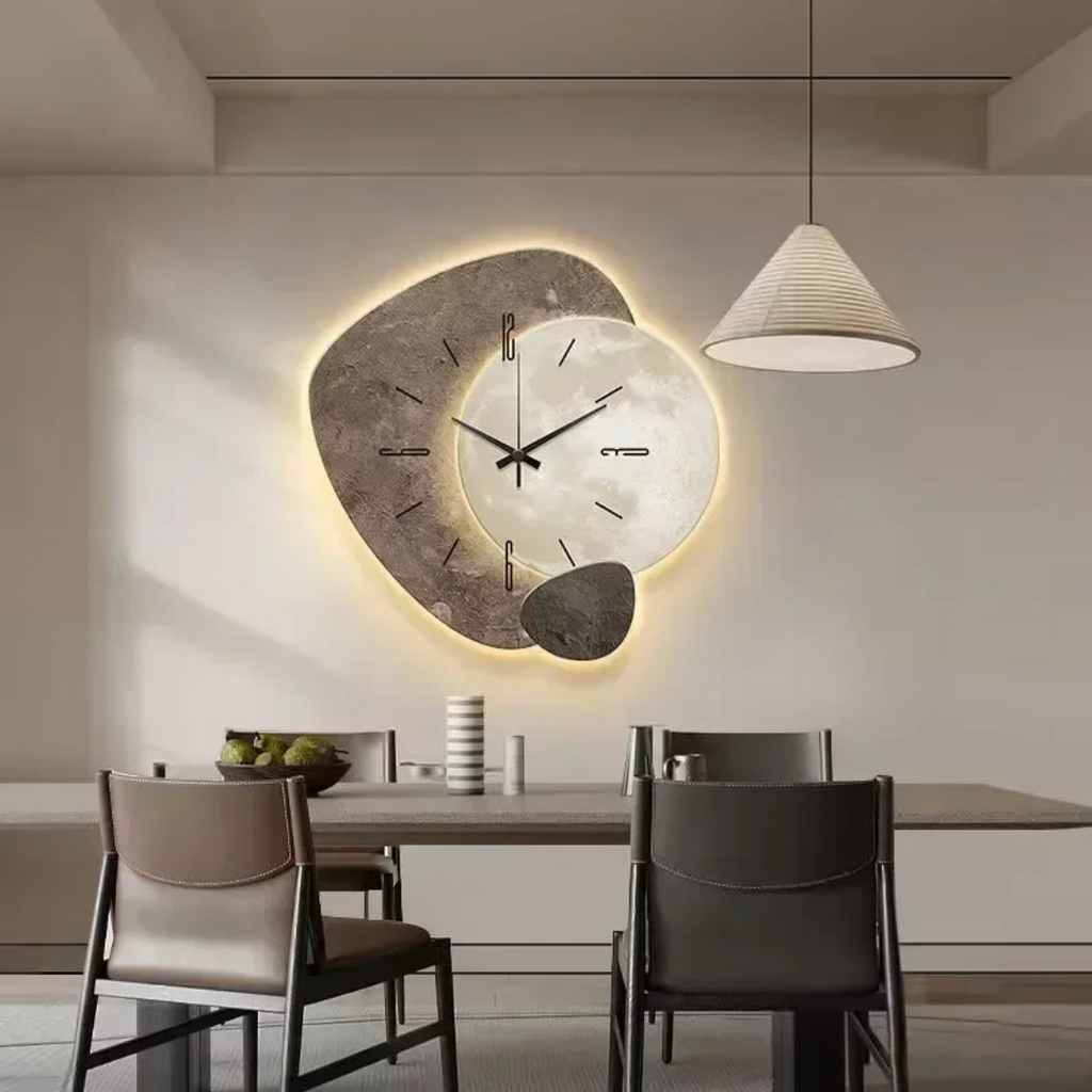 Ceas de perete din lemn — iluminare de fundal LED, mecanism silențios