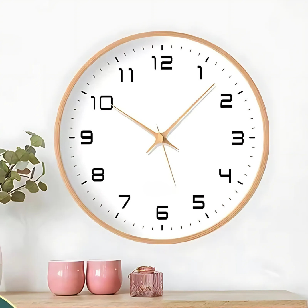 Scandinavische houten wandklok — stil quartzuurwerk, Ø25/30 cm