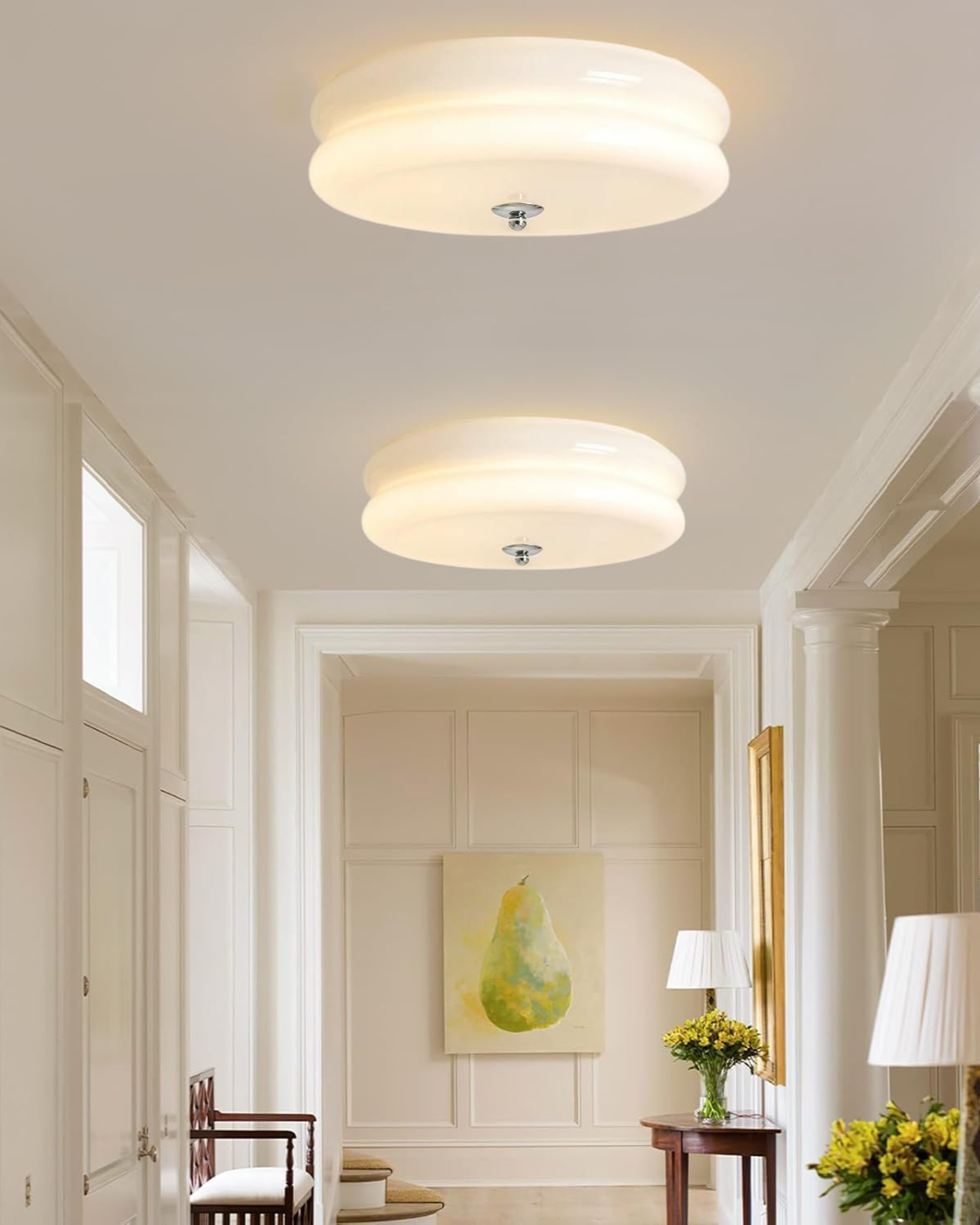 Lámpara de techo Art Déco — Beige, detalle cromado, luz cálida