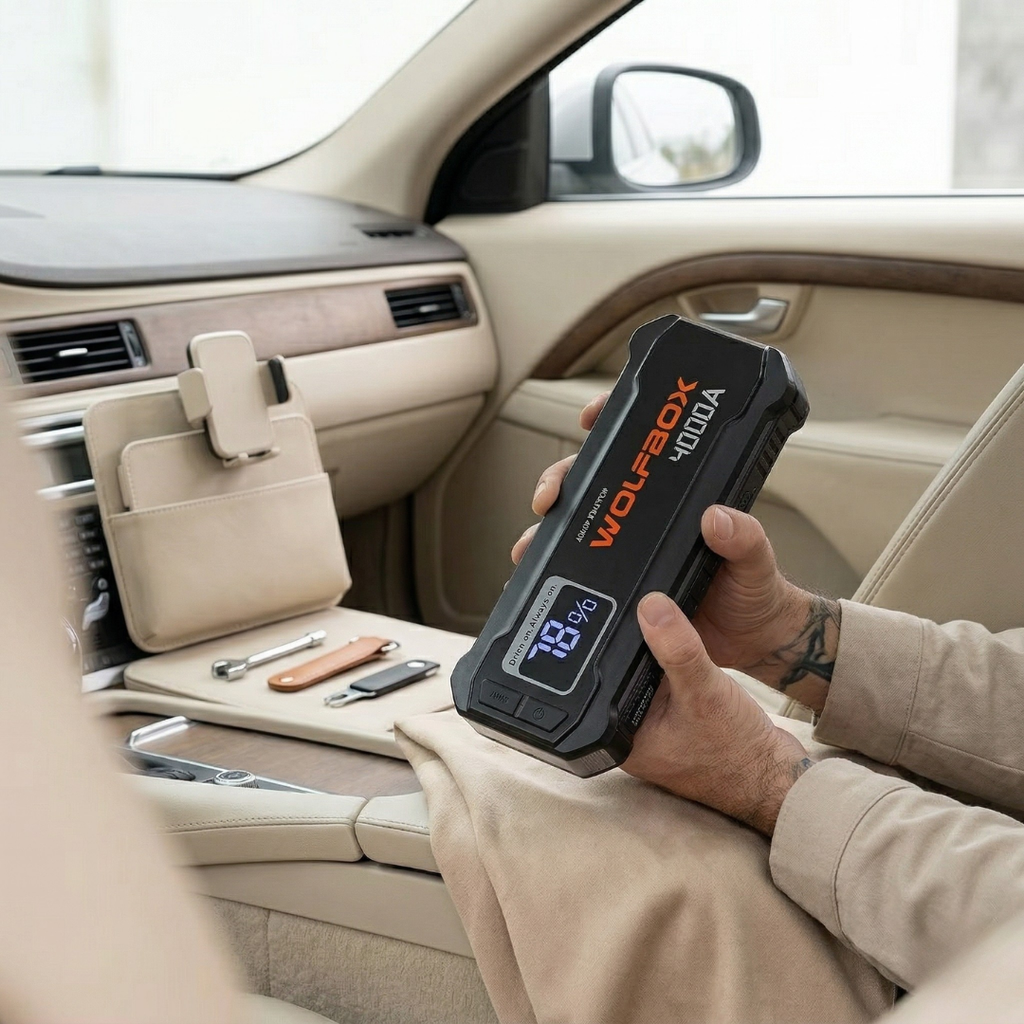 Tragbares 24000mAh-Auto-Starthilfegerät — 4000A Spitzenstrom