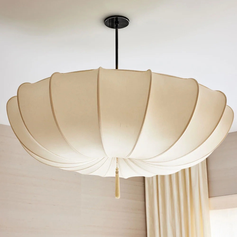 Molnformad taklampa — fransk design, mjukt sken