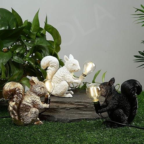 SylvanGlow Squirrel Table Lamp — Nordic-Inspired Design, Warm LED Glow