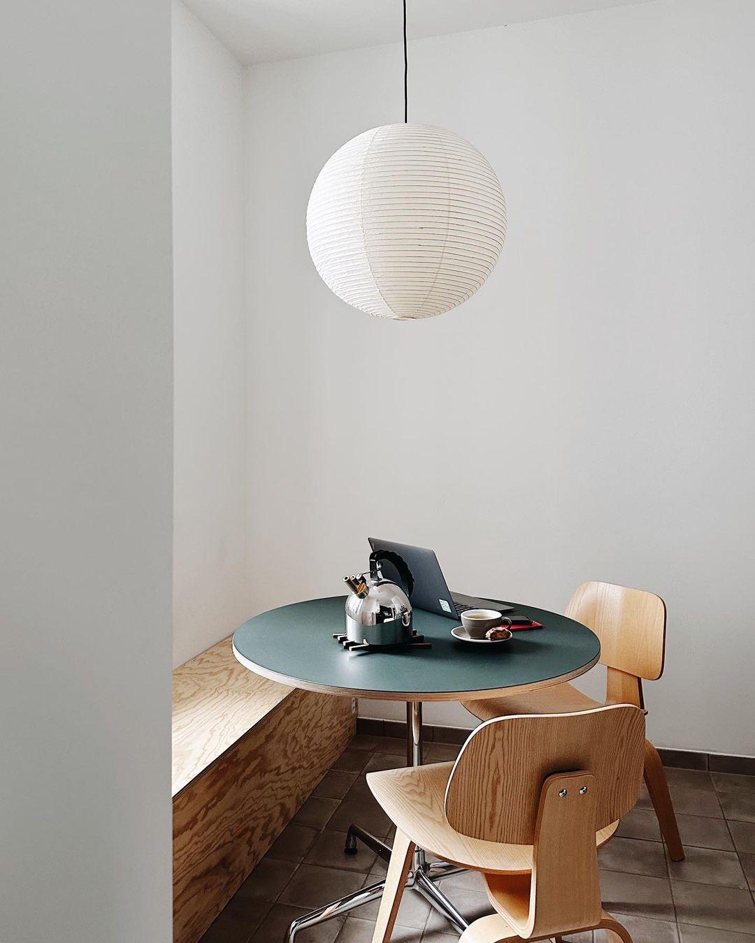 Akari A Series Pendant Light — Elegant Japanese Craftsmanship