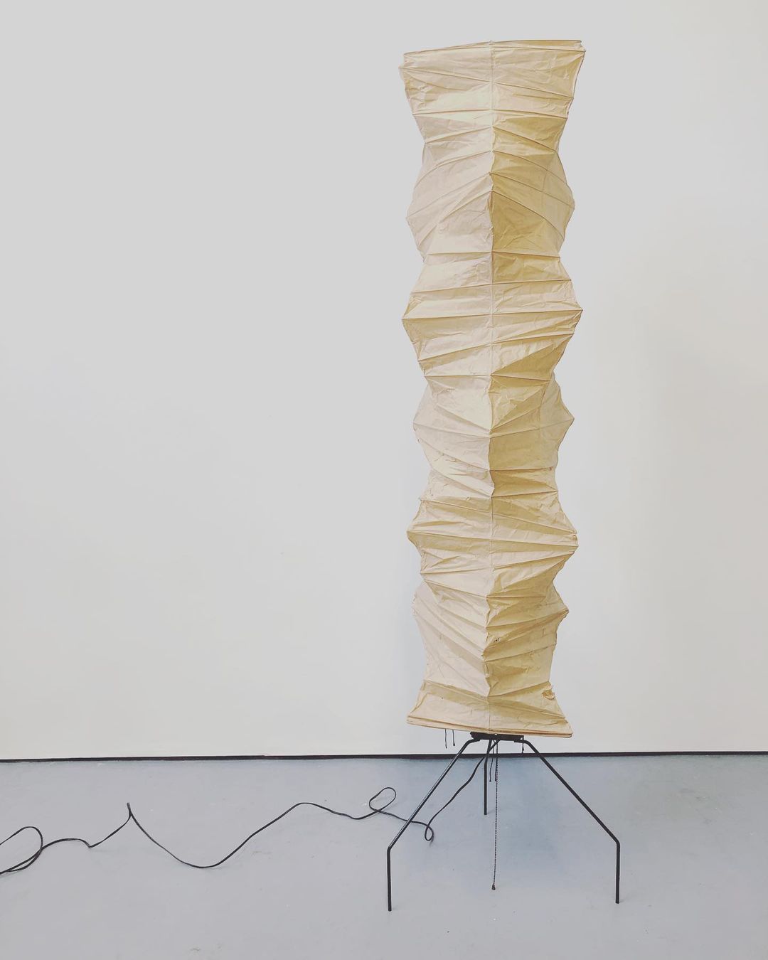 Hikaru Minimalist Design Floor Lamp — Soft Ambient Glow Rice Paper Shade