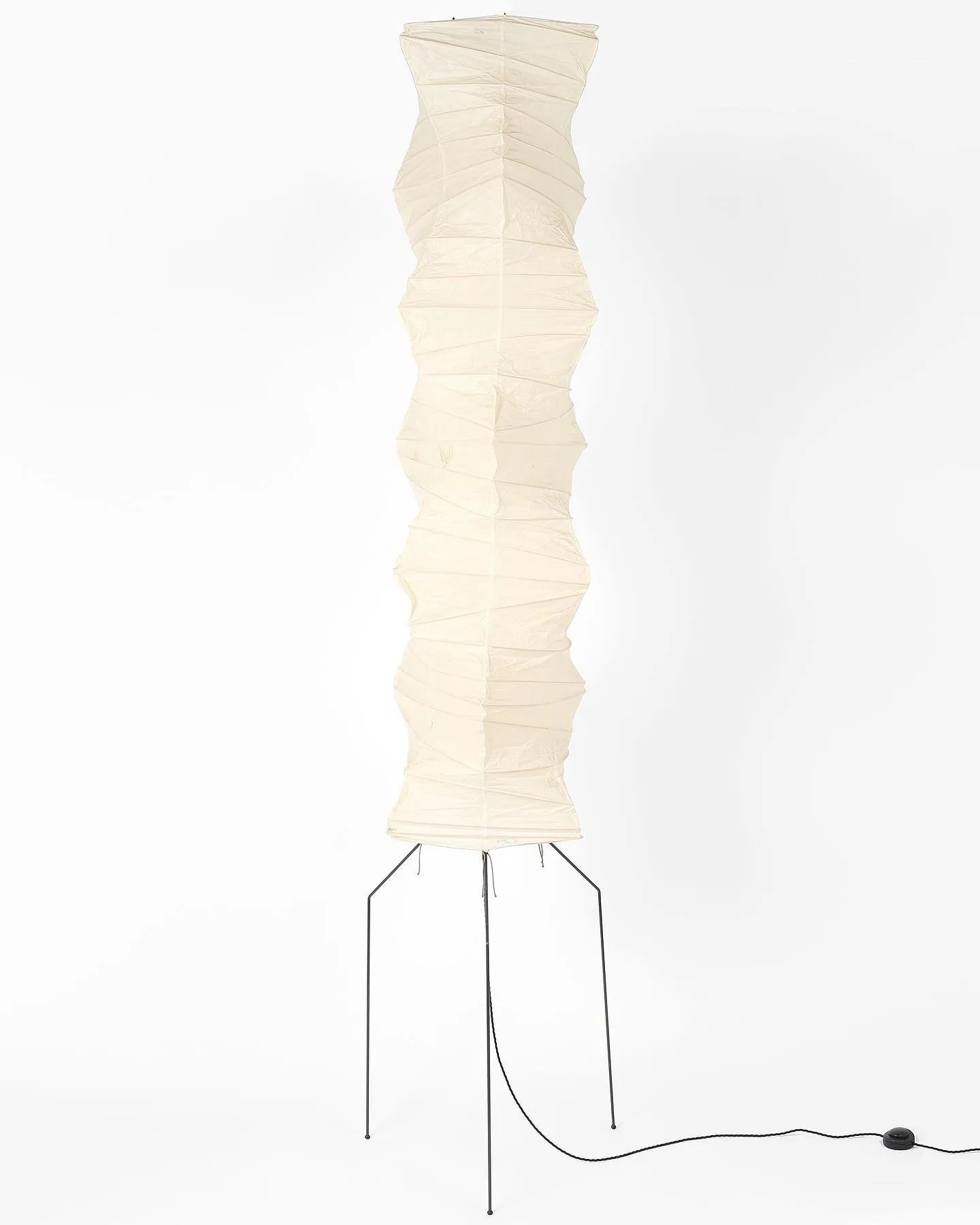 Hikaru Minimalist Design Floor Lamp — Soft Ambient Glow Rice Paper Shade