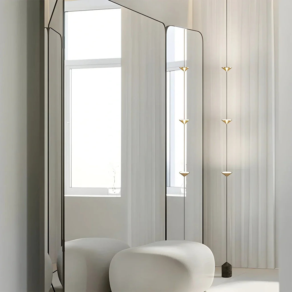 Ledlamp van vloer tot plafond — 4 lichtpunten, 2.5–3.2 m