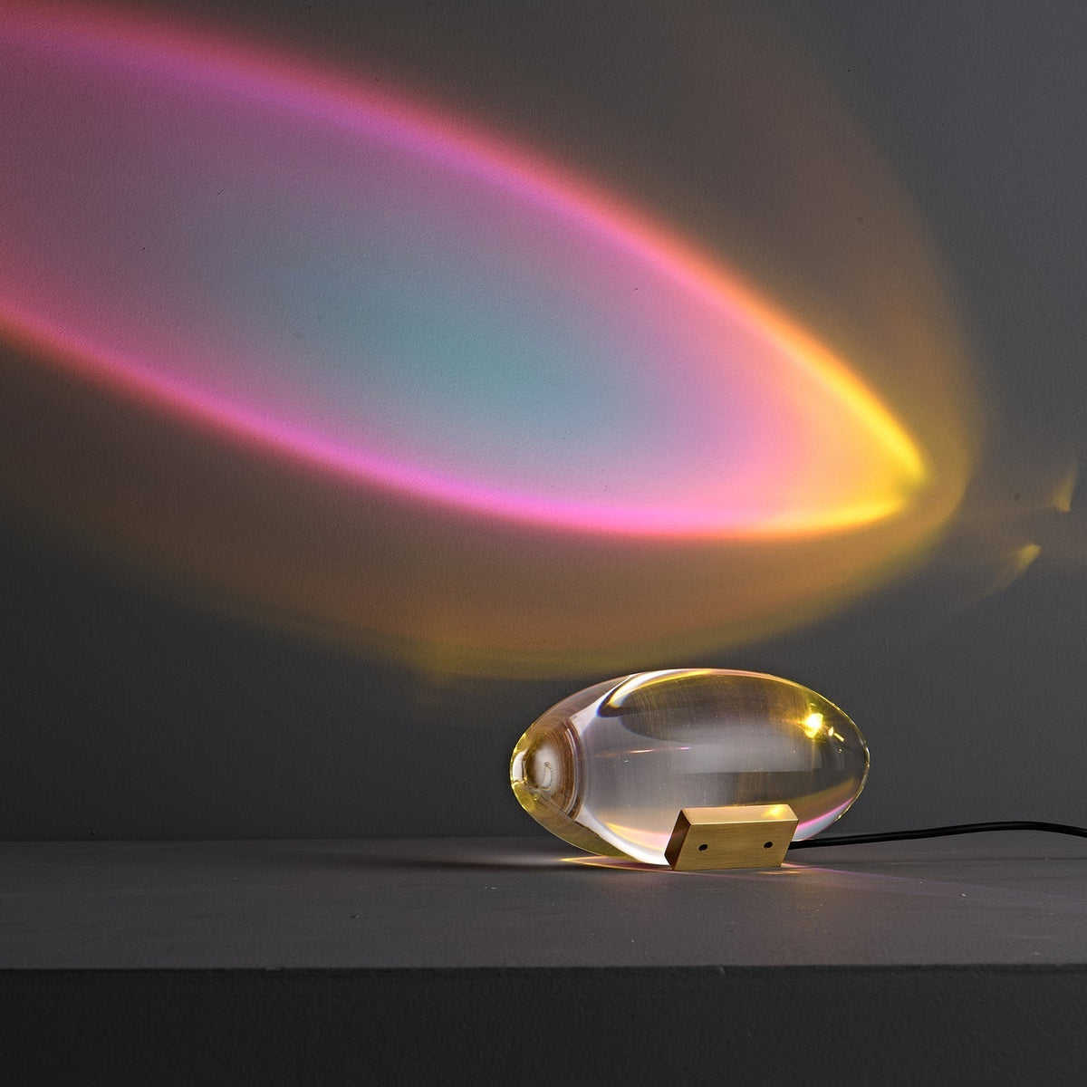 Marsman-tafellamp — oogvormige lichtprojectie op de muur, zachte gloed