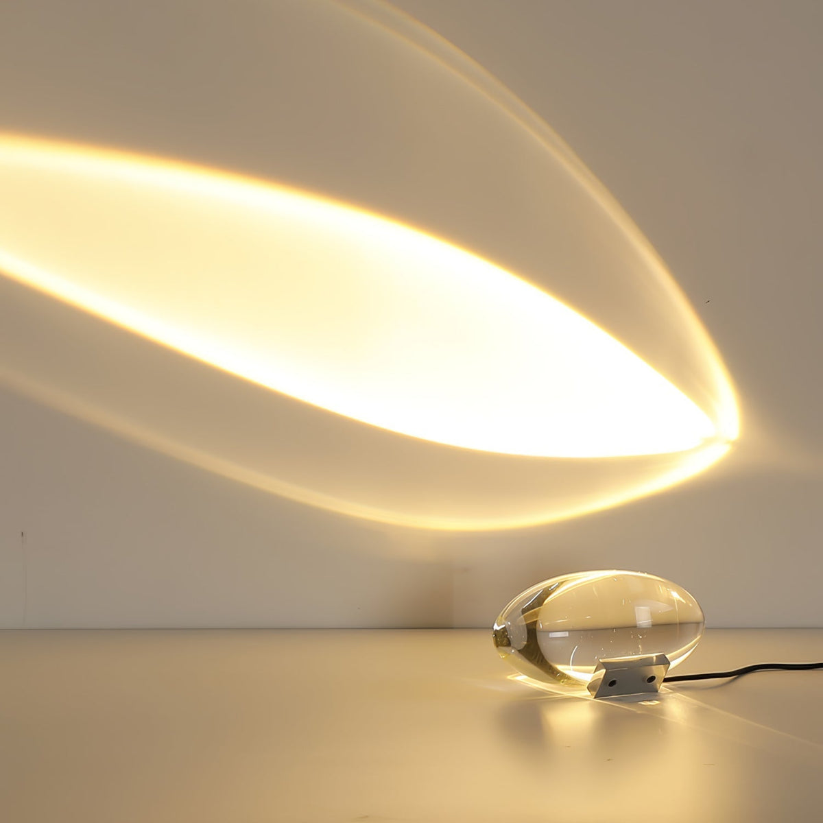 Marsman-tafellamp — oogvormige lichtprojectie op de muur, zachte gloed
