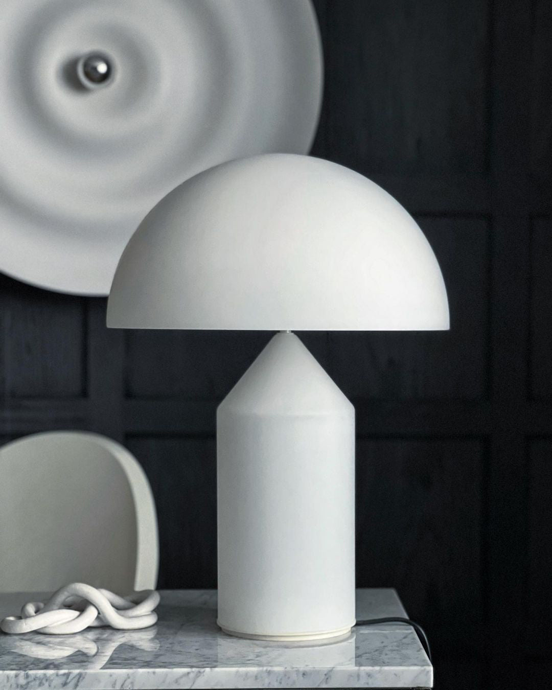 Geometrische Metalllampe — italienisches Design, 2 Größen, 5 Oberflächen