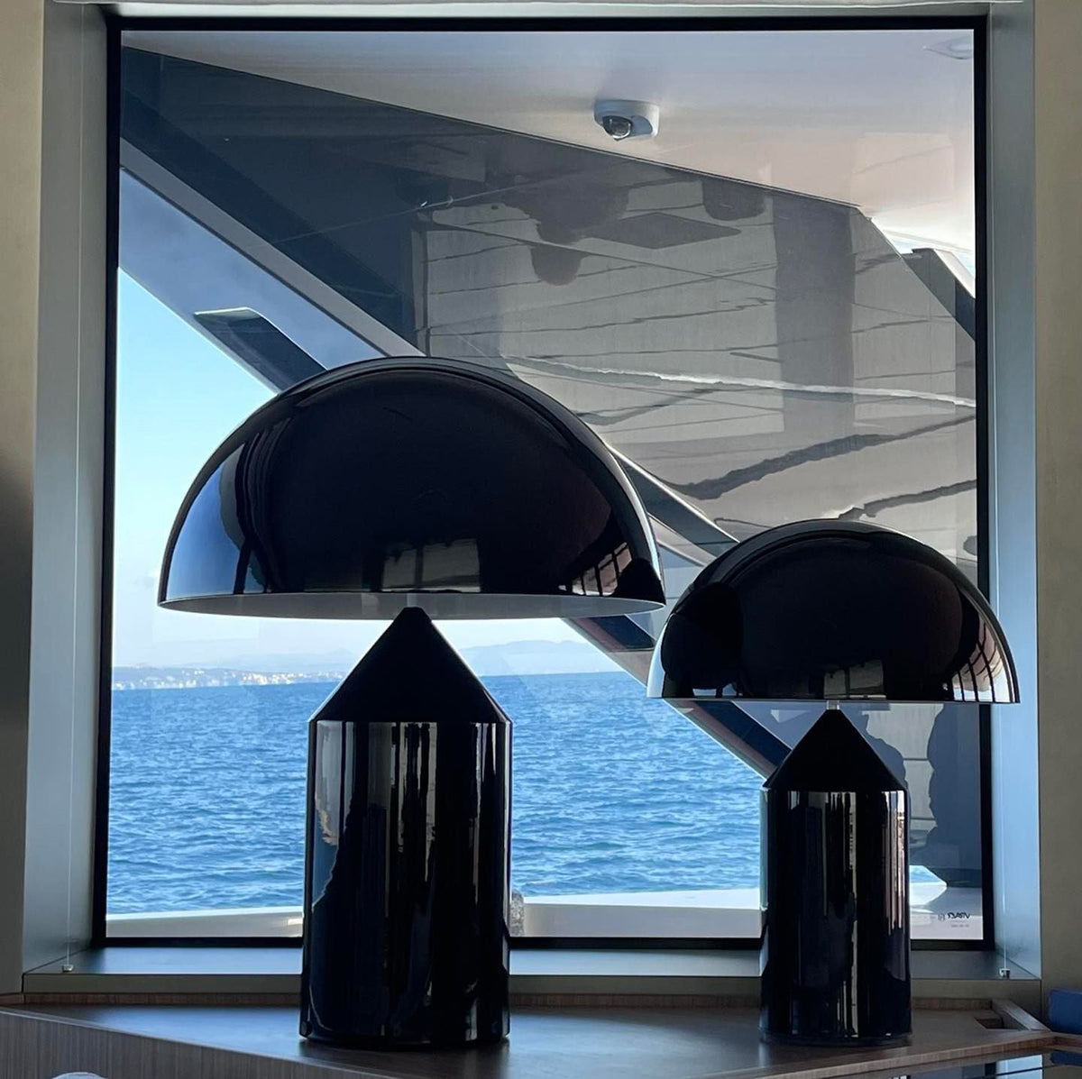 Geometrische Metalllampe — italienisches Design, 2 Größen, 5 Oberflächen