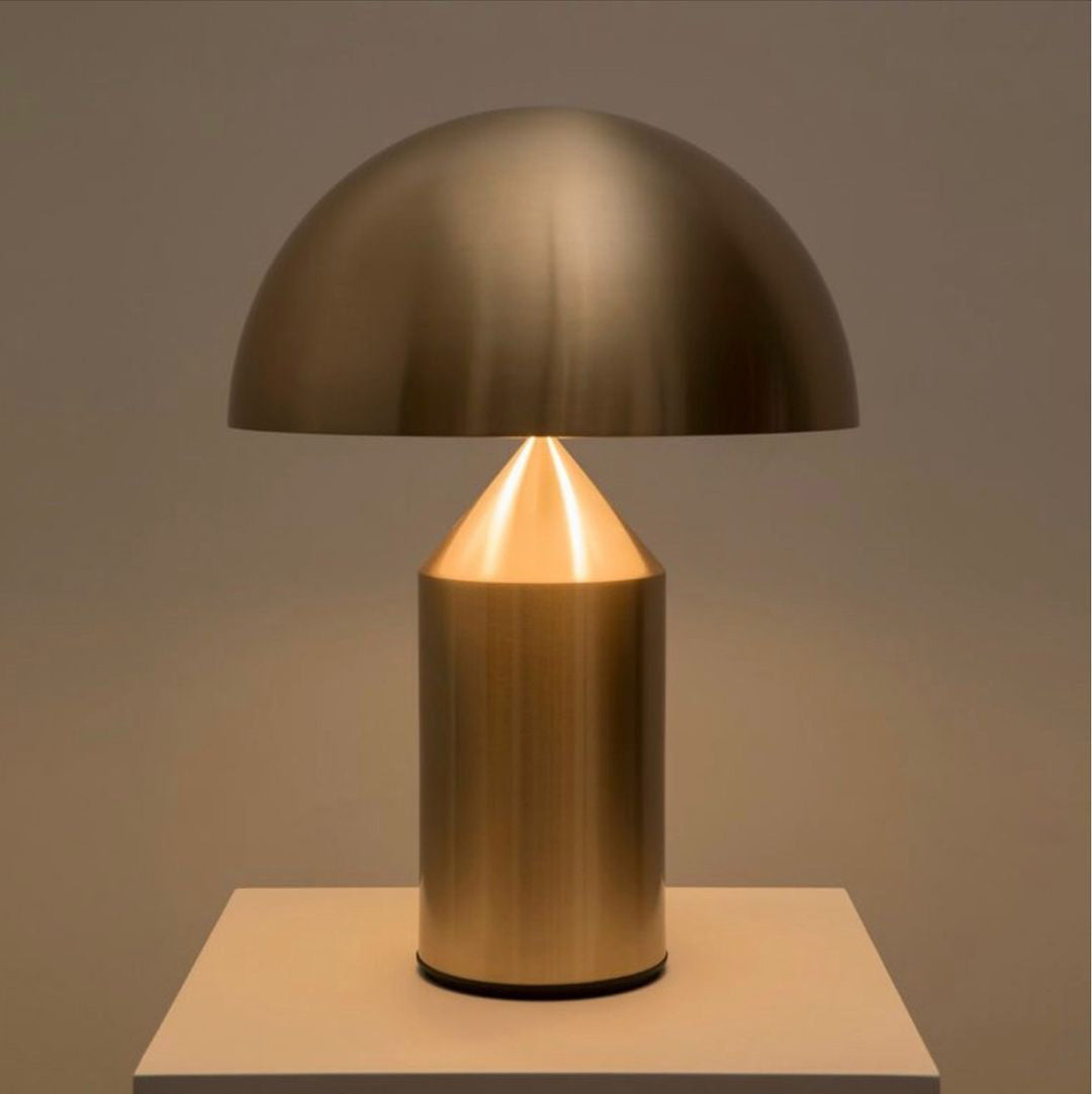 Geometrische Metalllampe — italienisches Design, 2 Größen, 5 Oberflächen
