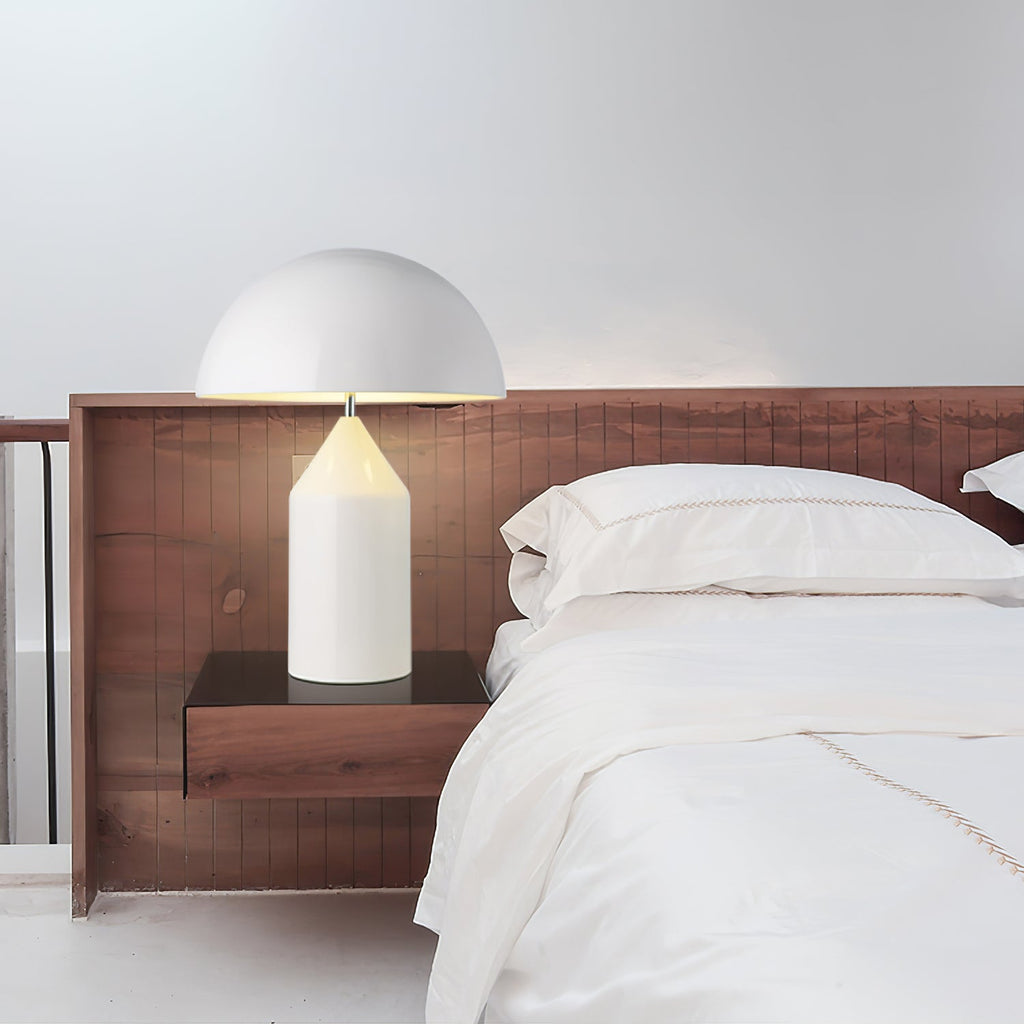 Geometrische Metalllampe — italienisches Design, 2 Größen, 5 Oberflächen