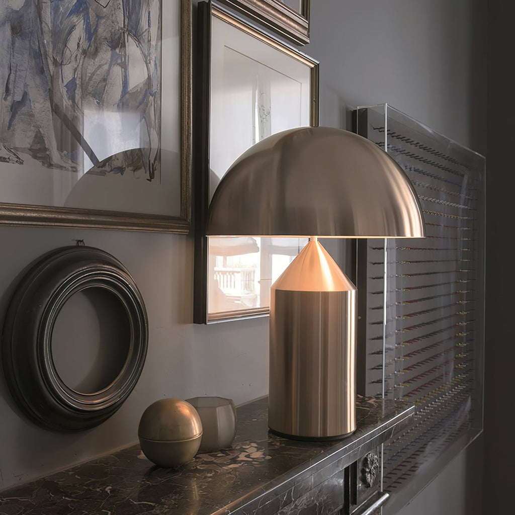 Geometrische Metalllampe — italienisches Design, 2 Größen, 5 Oberflächen