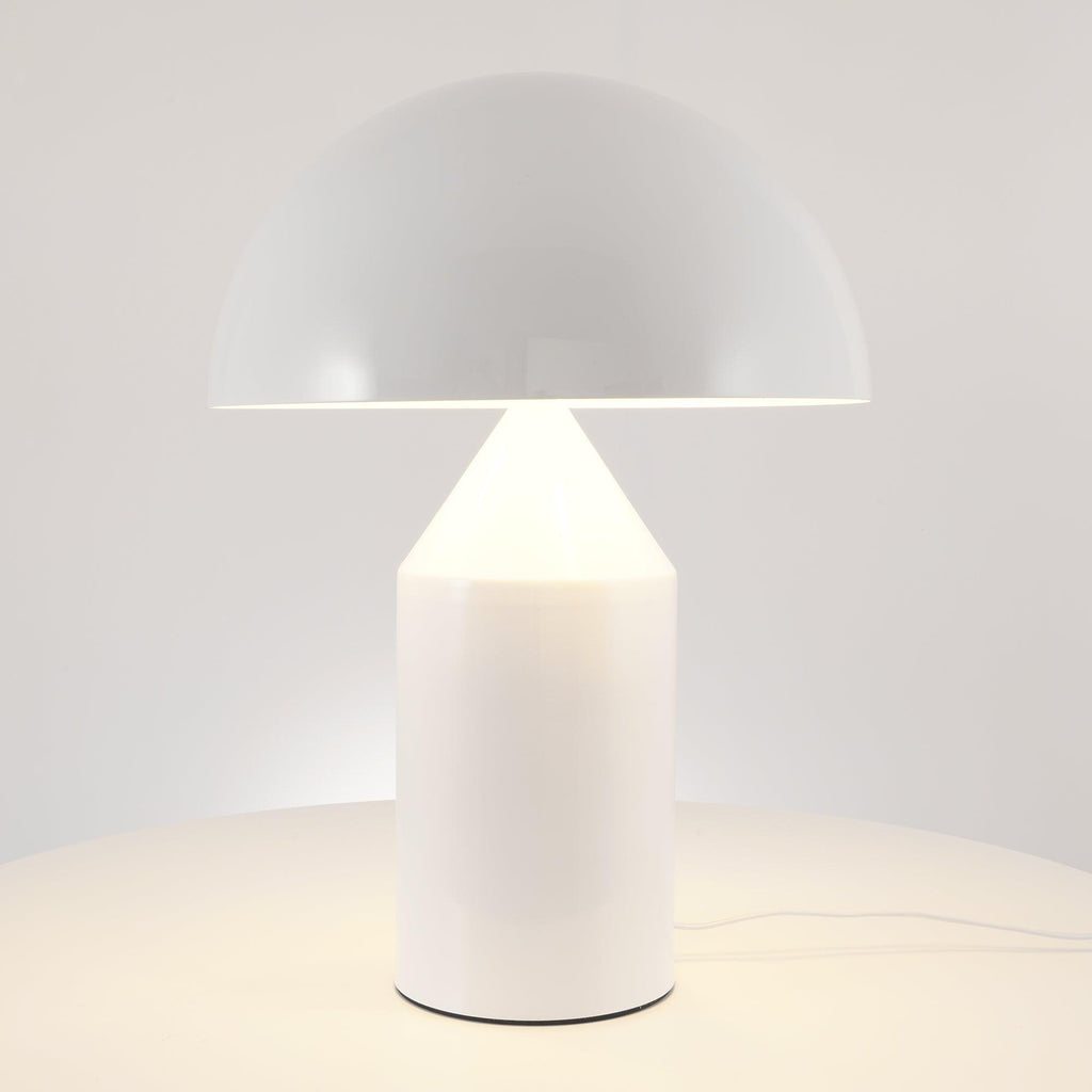 Geometrische Metalllampe — italienisches Design, 2 Größen, 5 Oberflächen