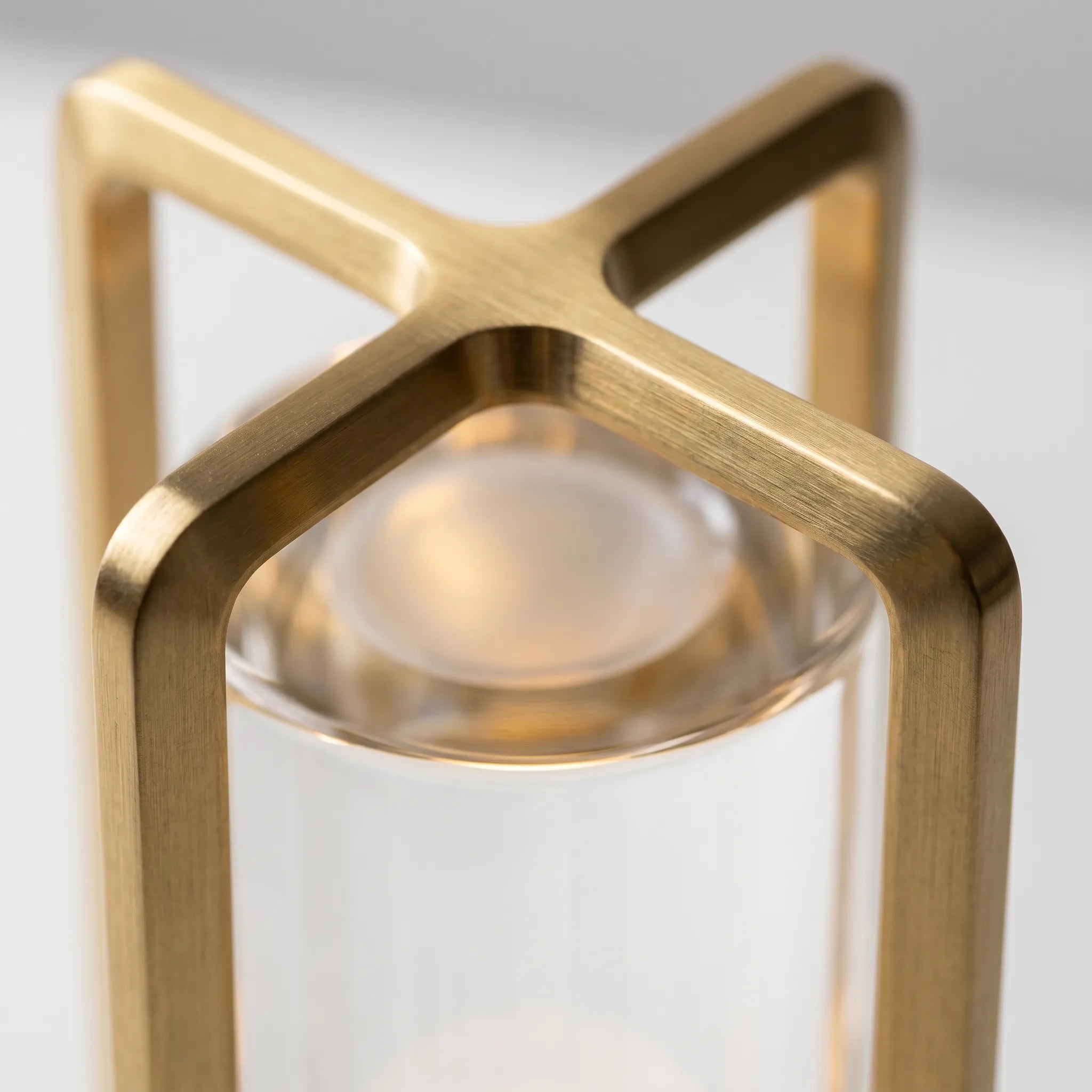 Wireless Table Lamp -  Ambient Room Lighting - Wildoxy