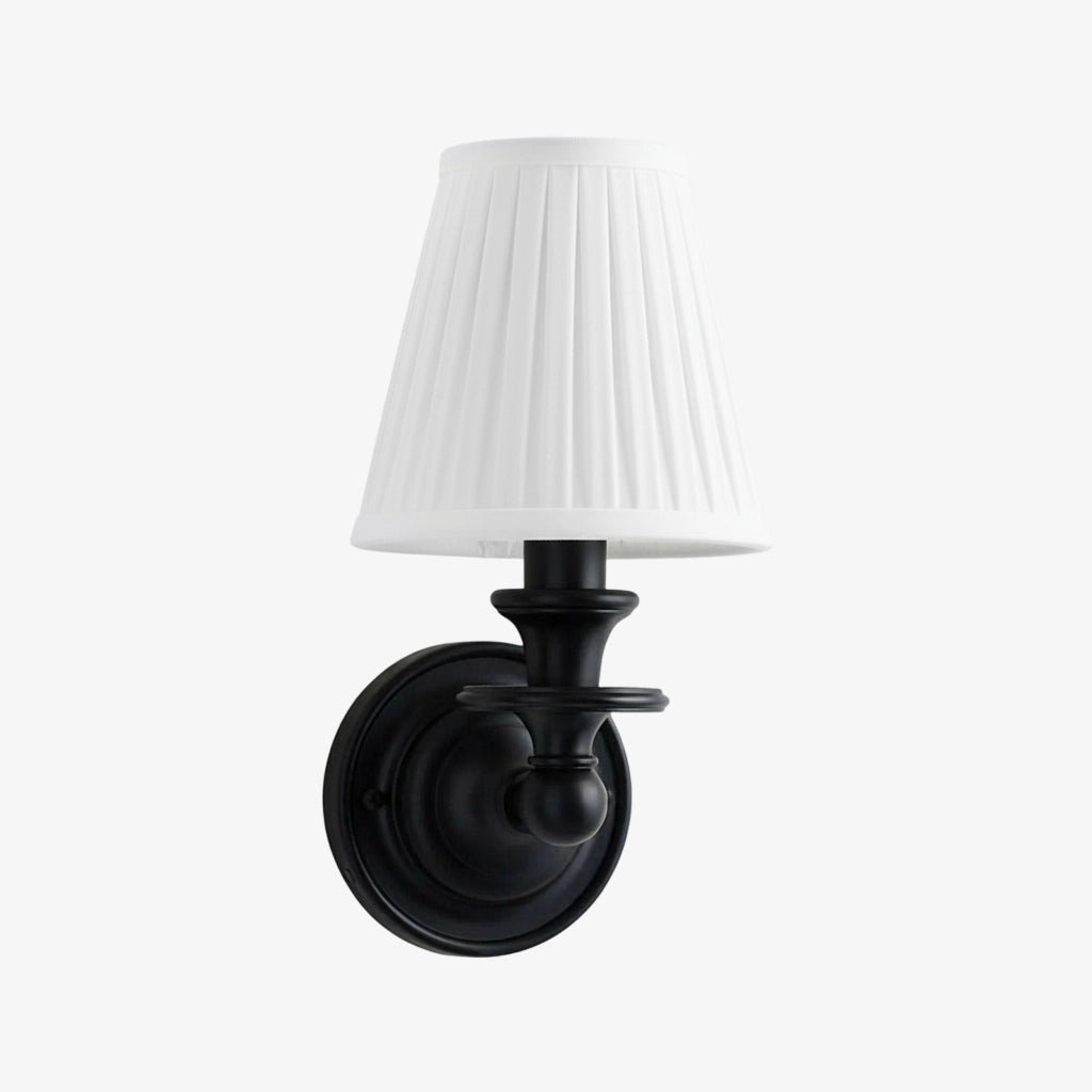 Vägglampa i smidesjärn — tygskärm, svanhalsarm