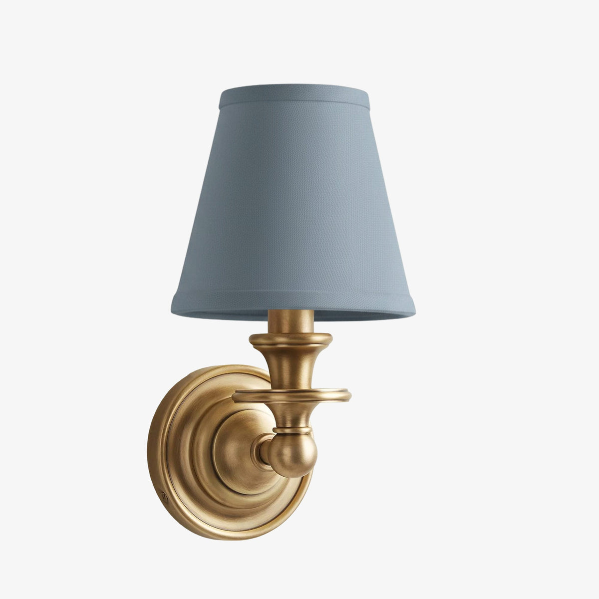 Vägglampa i smidesjärn — tygskärm, svanhalsarm
