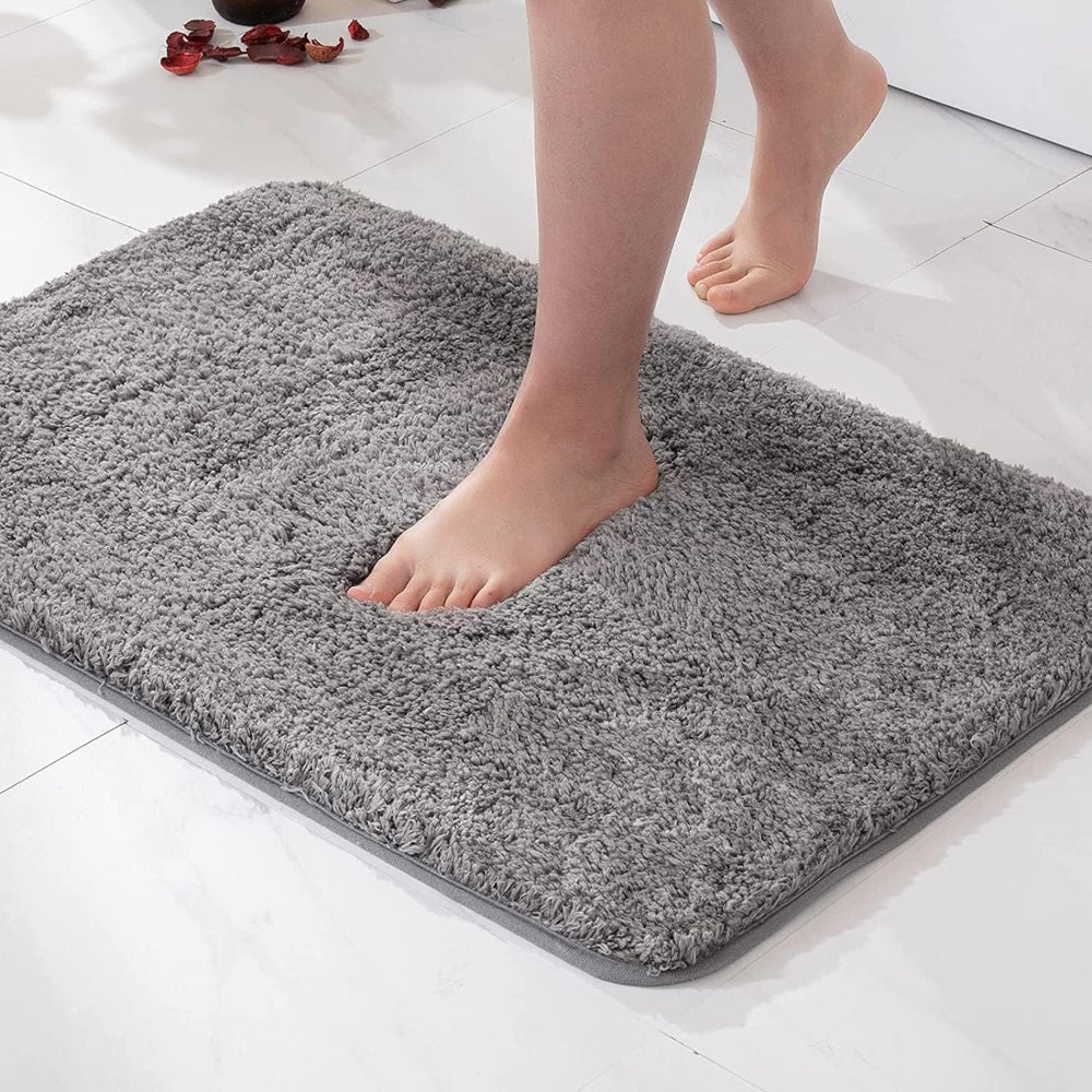 Mjuk badrumsmatta i mikrofiber — halkfri, 40x60/50x80/60x90