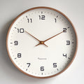 Scandinavische houten wandklok — stil quartzuurwerk, Ø25/30 cm