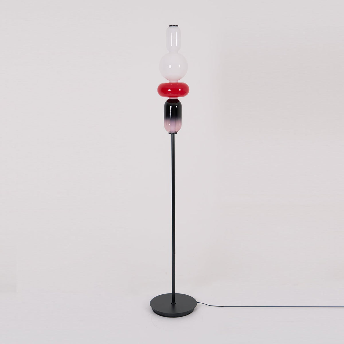 LED-golvlampa i glas, 130 eller 160 cm, röd vit svart