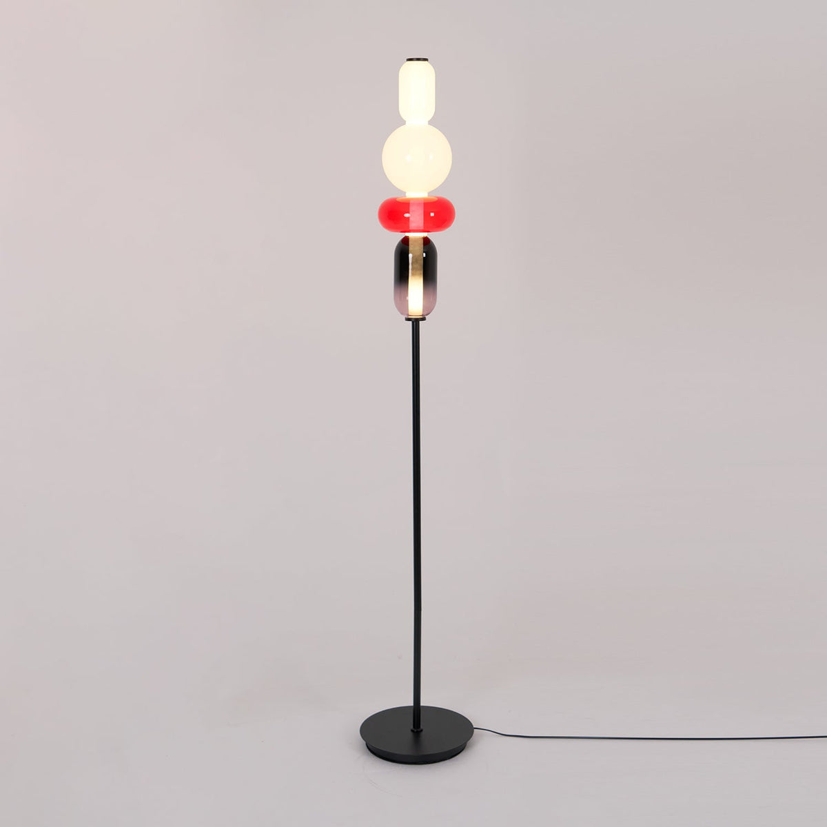 LED-golvlampa i glas, 130 eller 160 cm, röd vit svart