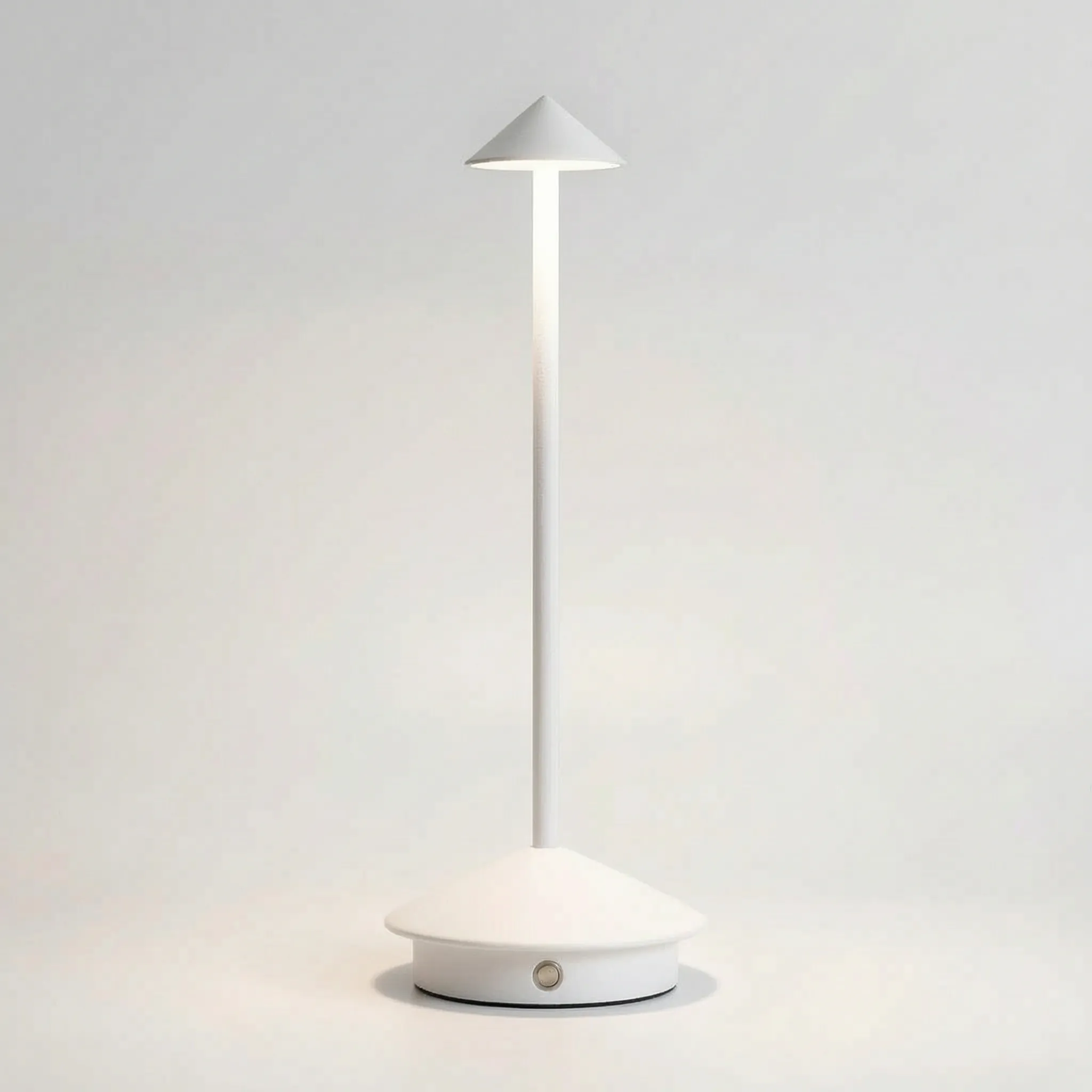 Minimalist Rechargeable Table Lamp -  Bedside Reading - Wildoxy