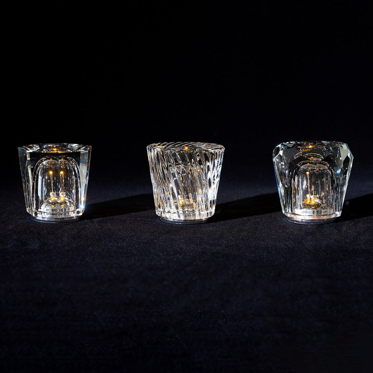 Timanttikristallivalaisin — langaton, himmennettävä, Ø 8.2 × K 9 cm