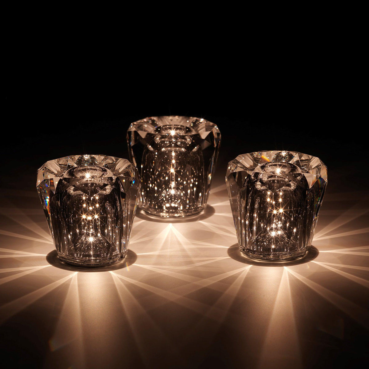 Timanttikristallivalaisin — langaton, himmennettävä, Ø 8.2 × K 9 cm