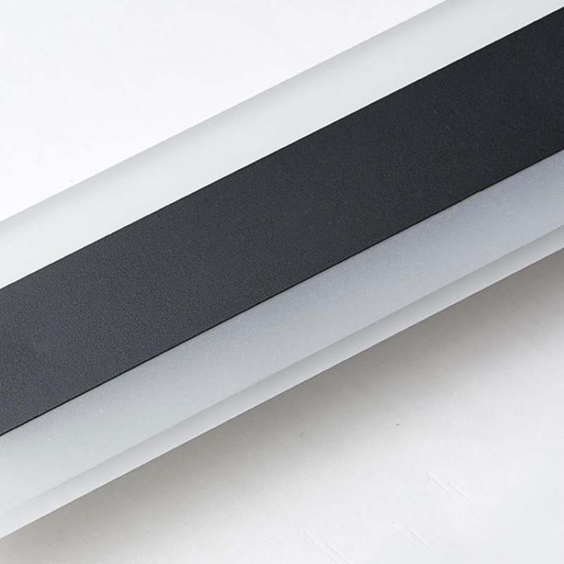 Lineare LED-Außenwandleuchte - schwarzes Acryl, IP65, dimmbar