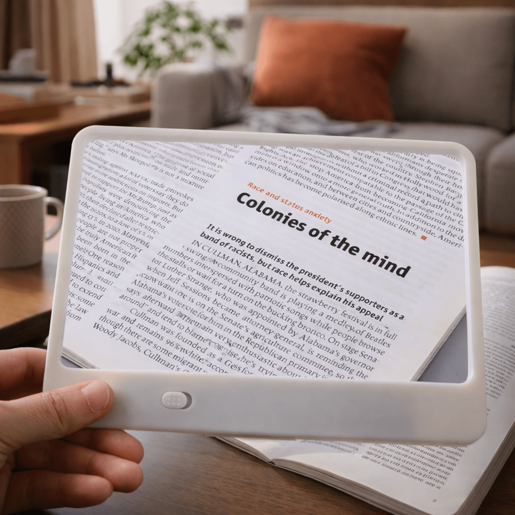 3x LED Page Magnifier — Full-Width Lens, Integrated Even Illumination