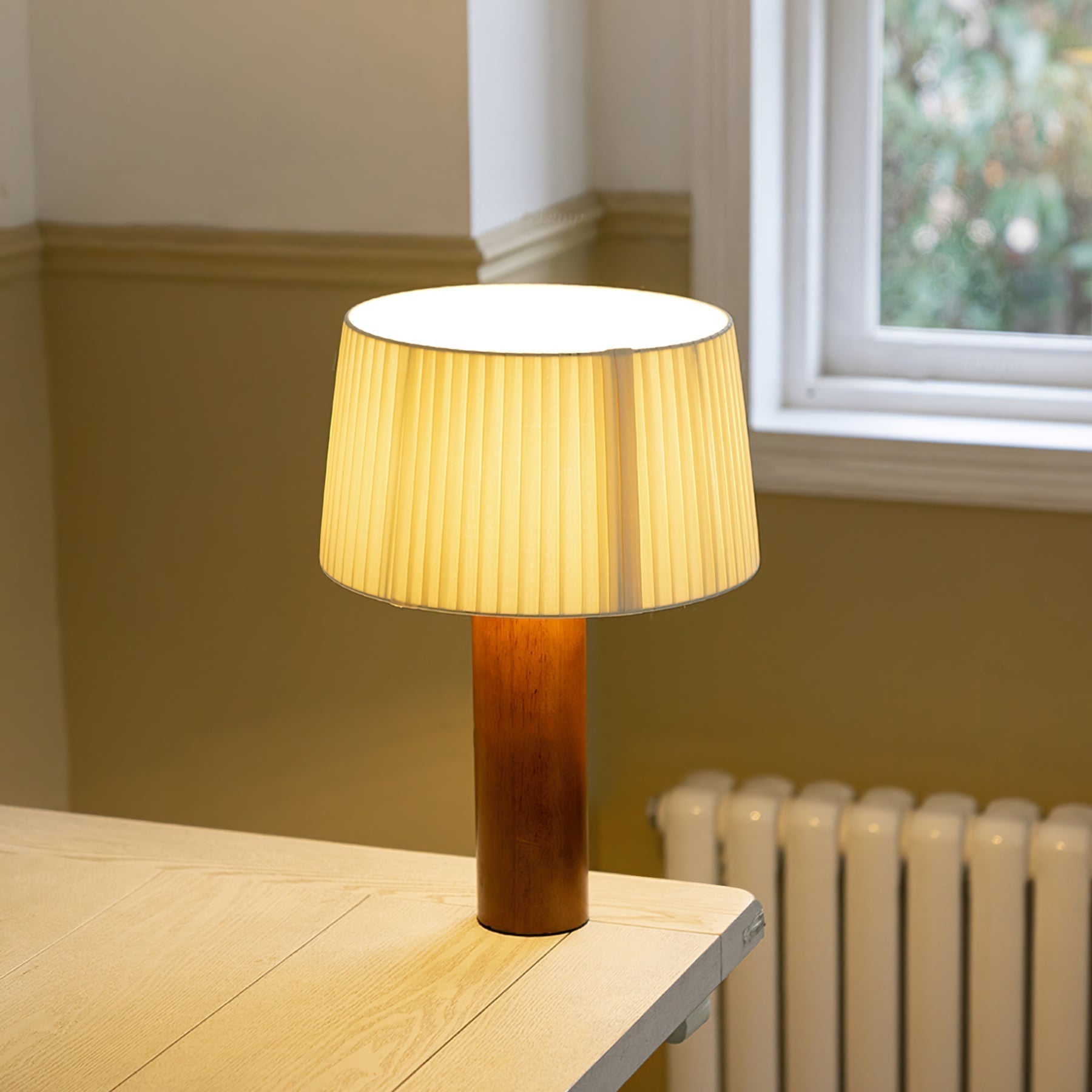 LumiOak Wooden Base Table Lamp — Warm Fabric Shade And Clean Lines