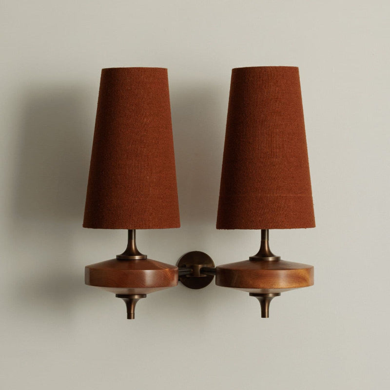 Aplique de pared vintage — brazo de madera, pantalla de tela, E12/E14